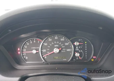 2011 Mitsubishi Galant Es/Se z USA, uszkodzony, nr VIN 4A32B3FF2BE017272